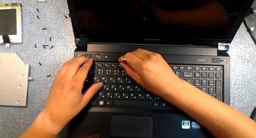 Die Hauptgründe, warum der Bildschirm den Laptop nicht einschaltet und wie man das Problem behebt