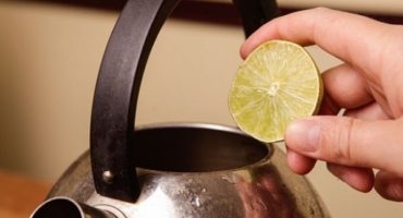 كيفية تنظيف غلاية من limescale مع حامض الستريك؟